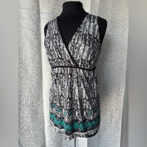 Max Studio White Black and Teal Patterned Blouse